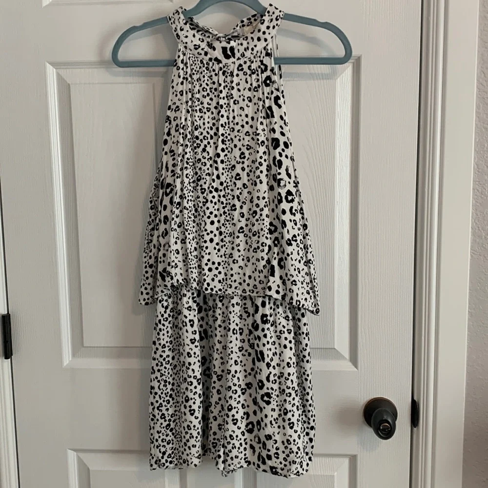 Animal print halter romper (shorts) - size L - Picture 2 of 8